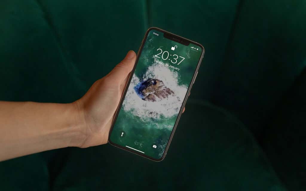 How to Set a Gif as a Live Wallpaper on Your iPhone?