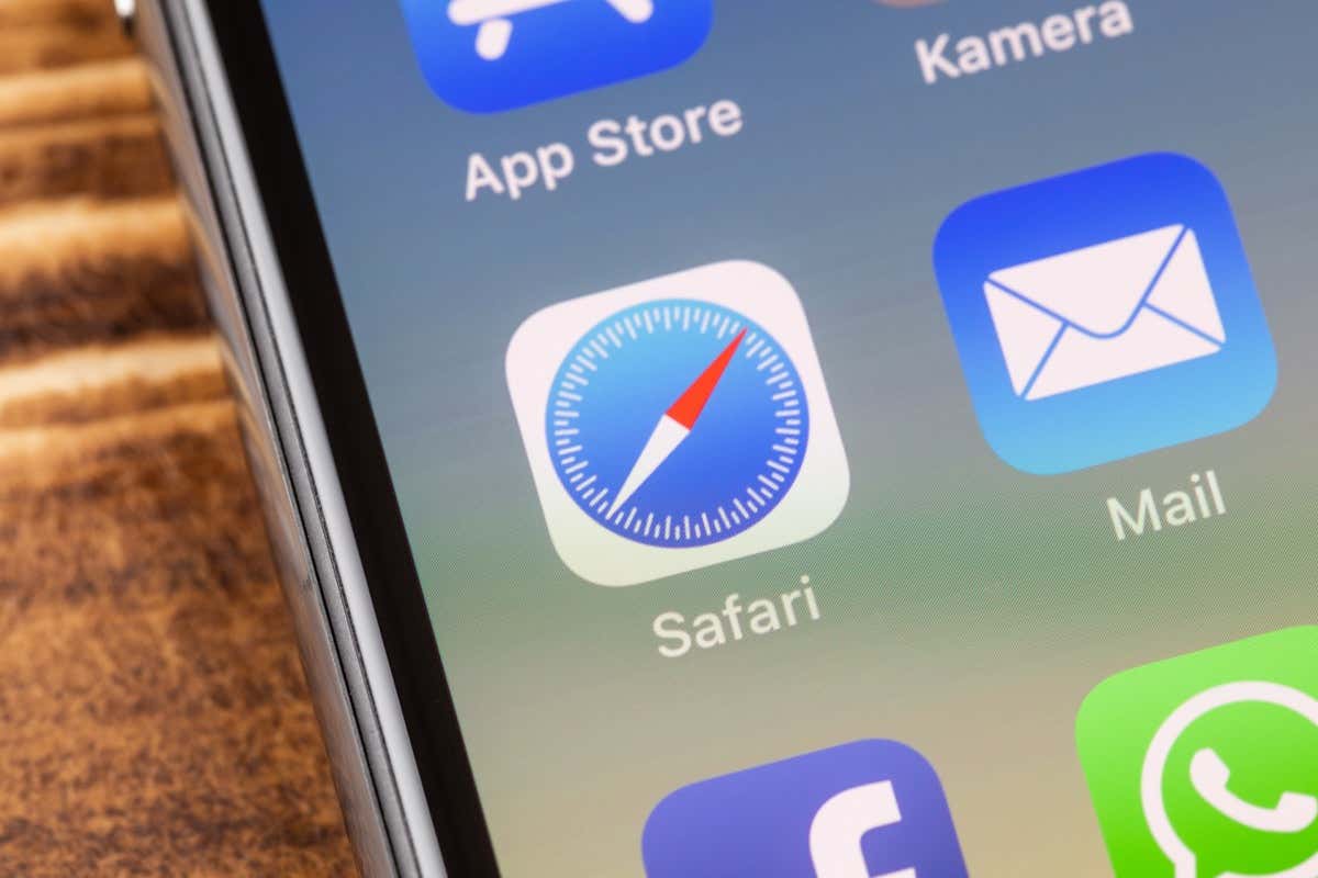 how-to-pin-and-unpin-safari-tabs-on-your-iphone